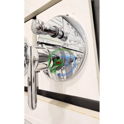 Round chrome shower mixer set for bathrooms in Punjab